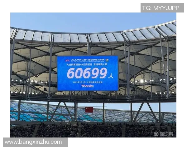 聚焦足球巨星风采打造全新视觉盛宴呈现球场英雄的艺术之美